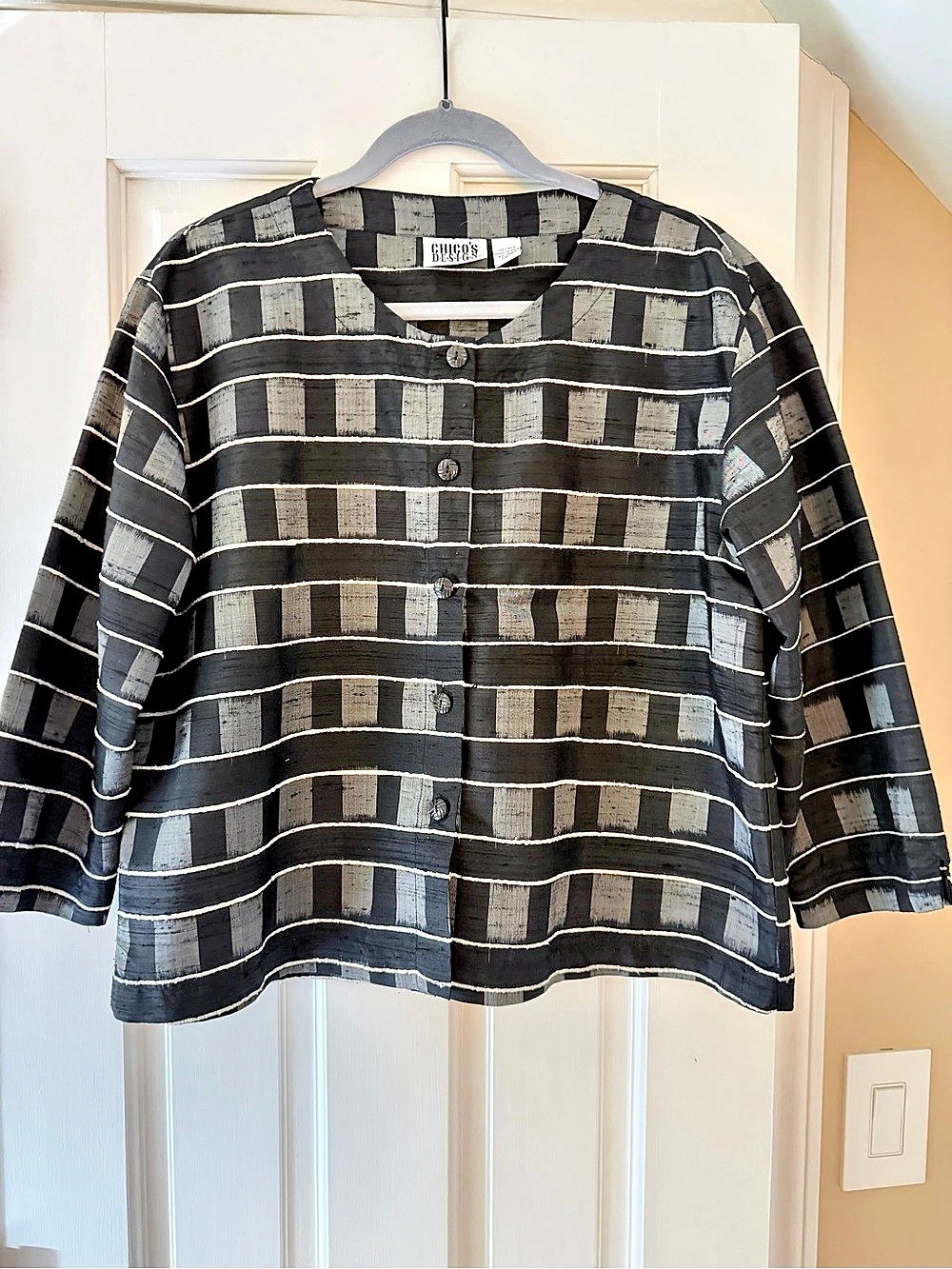 Chico's Geometric Silk Blazer in Black & Gray